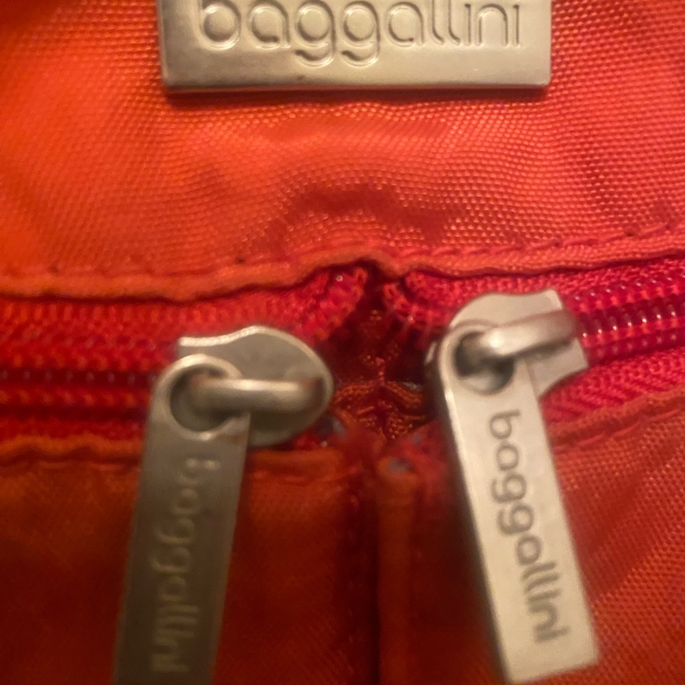 Baggallini Orange Hobo Crossbody Bag - Picture 2 of 4